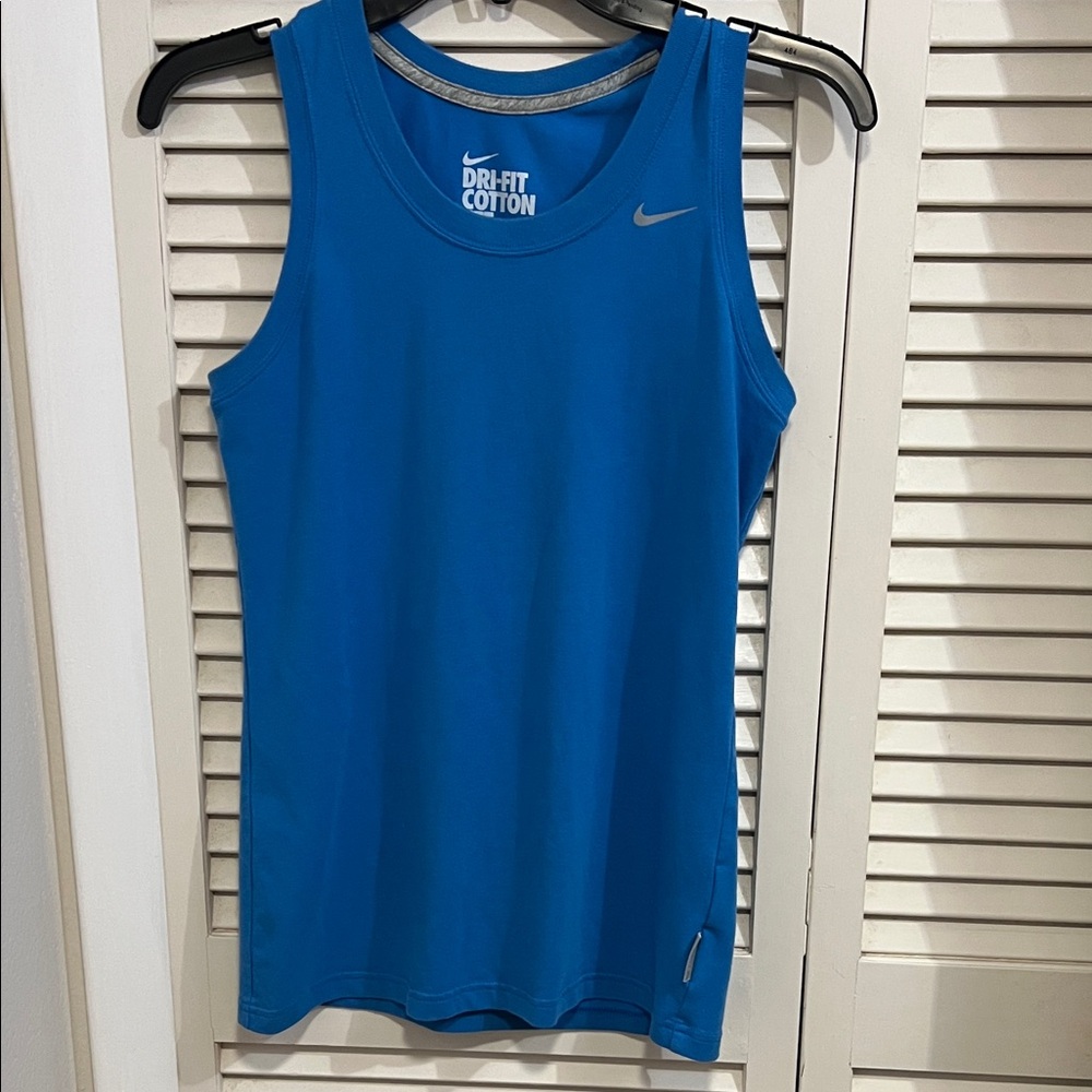 Nike Dri-FIT Cotton Tank in Blue Women’s Small